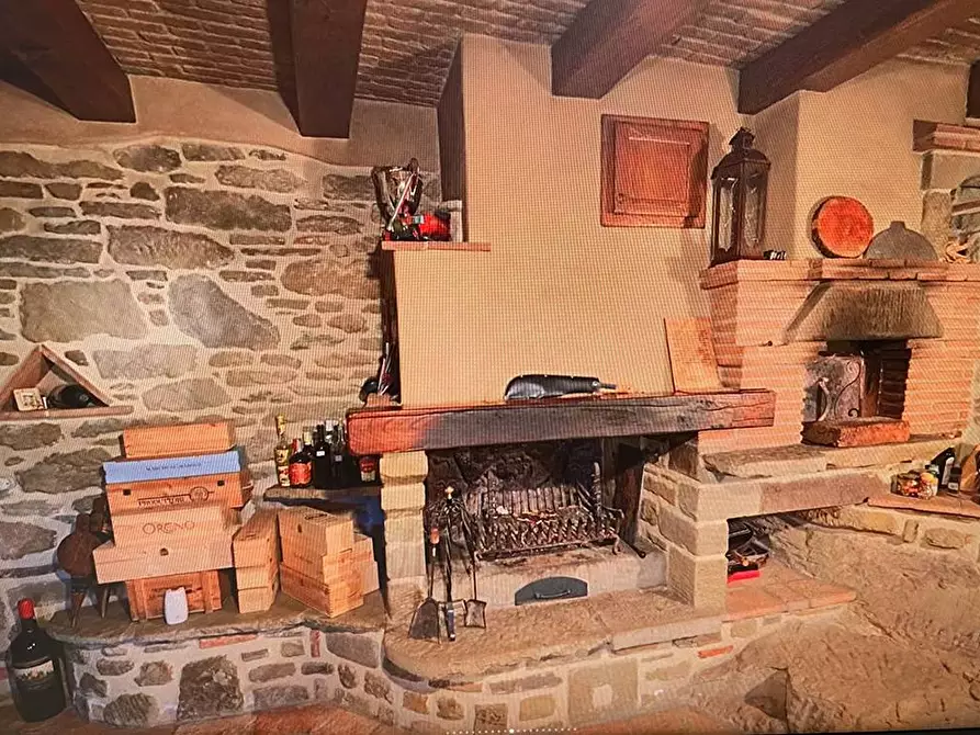 Immagine 7 di Villa in vendita  in LOC TULLIANO a Castel Focognano