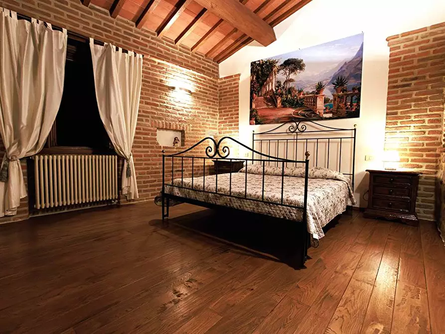 Immagine 22 di Villa in vendita  in LOC TULLIANO a Castel Focognano