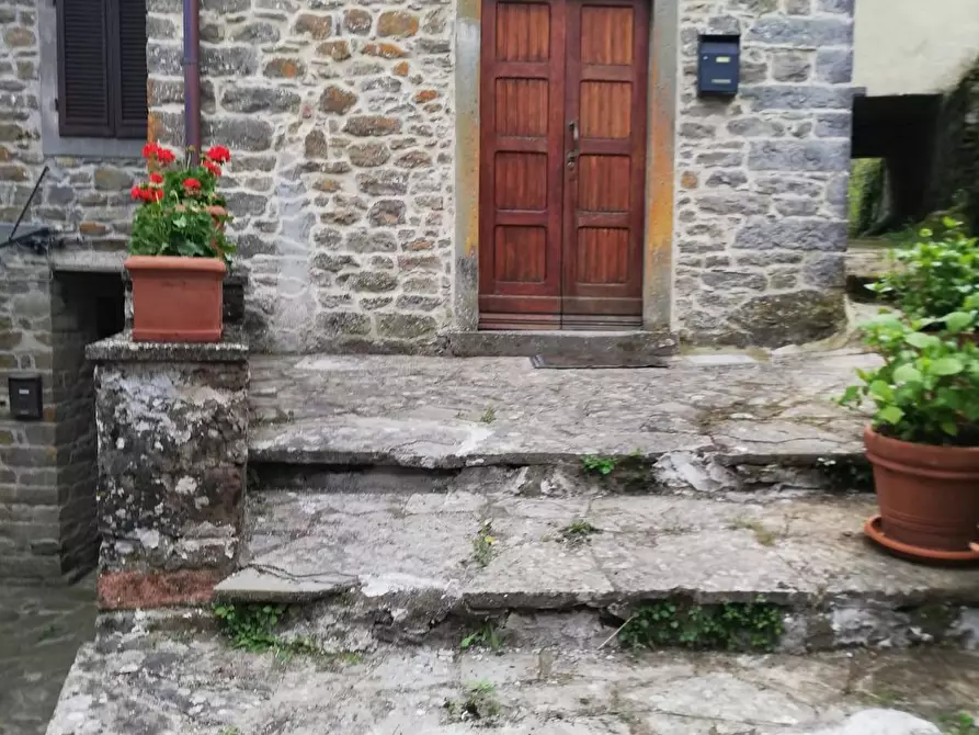 Immagine 2 di Casa indipendente in vendita  in VIA MOLINO a Ortignano Raggiolo