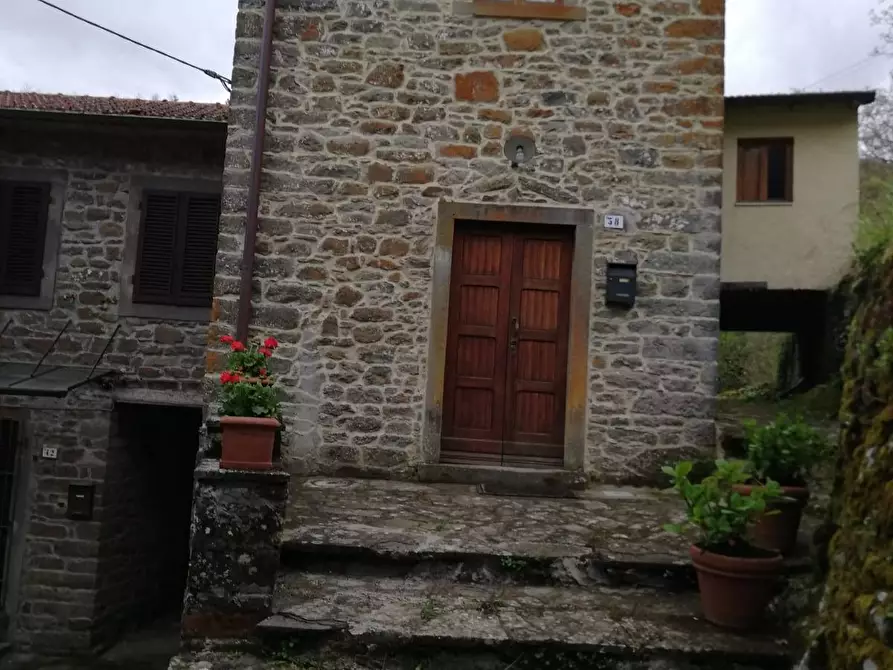 Immagine 1 di Casa indipendente in vendita  in VIA MOLINO a Ortignano Raggiolo