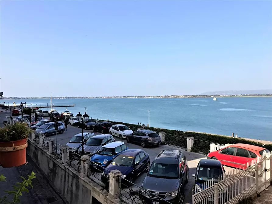 Immagine 13 di Casa indipendente in vendita  in Via Ruggero Settimo a Siracusa