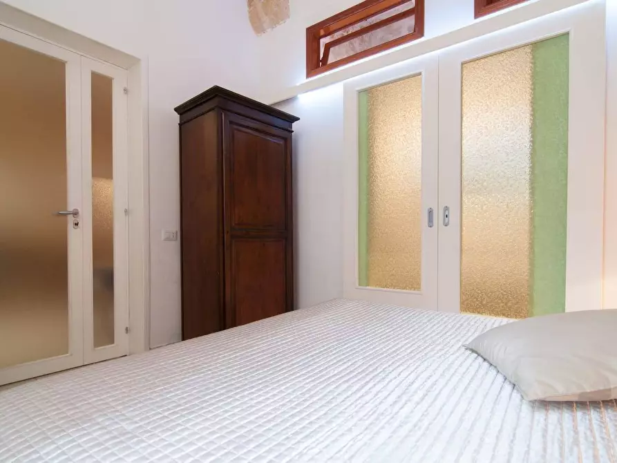 Immagine 14 di Casa indipendente in vendita  in via ruggero settimo a Siracusa