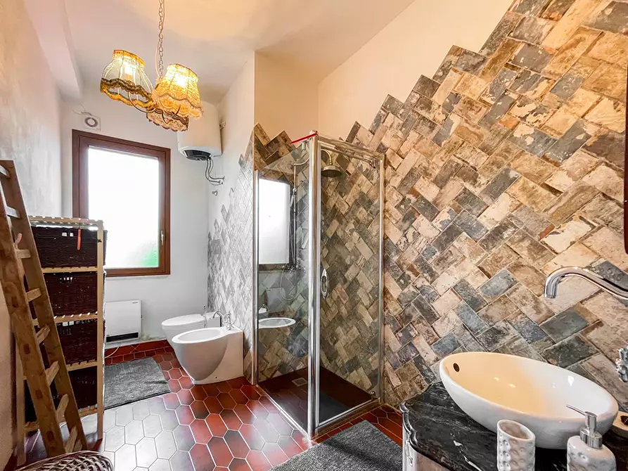 Immagine 16 di Villa in vendita  in via mallia a Siracusa