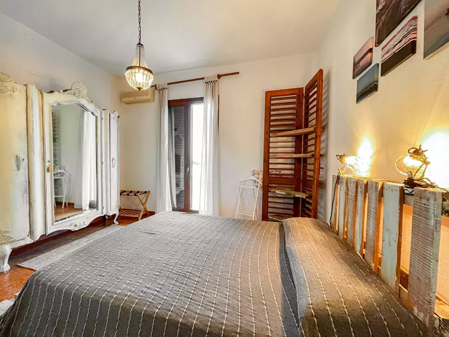 Immagine 20 di Villa in vendita  in via mallia a Siracusa