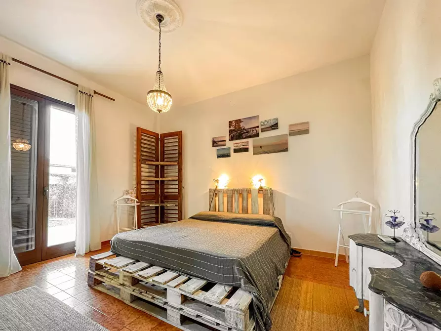 Immagine 21 di Villa in vendita  in via mallia a Siracusa