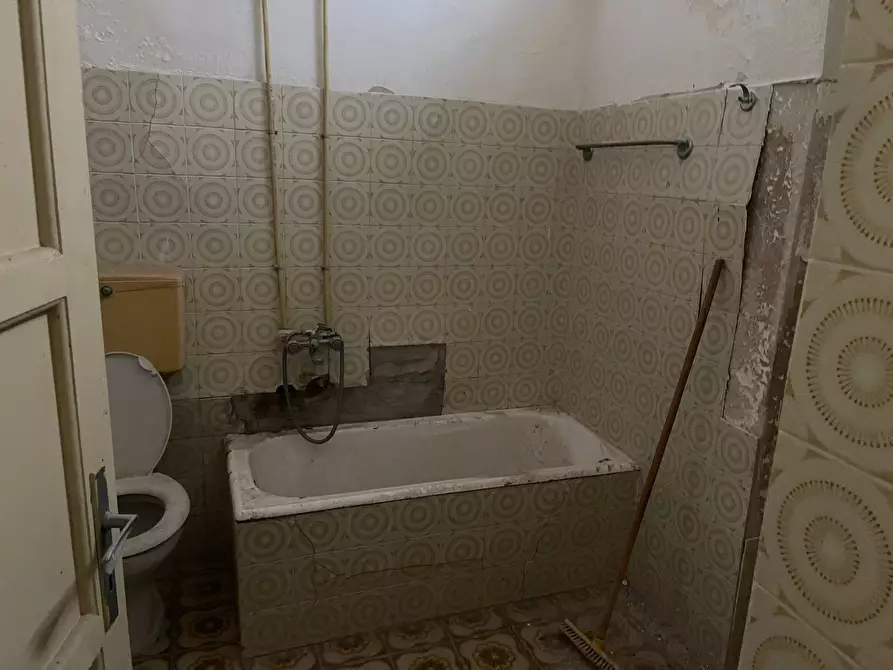 Immagine 22 di Appartamento in vendita  in via salomone a Siracusa