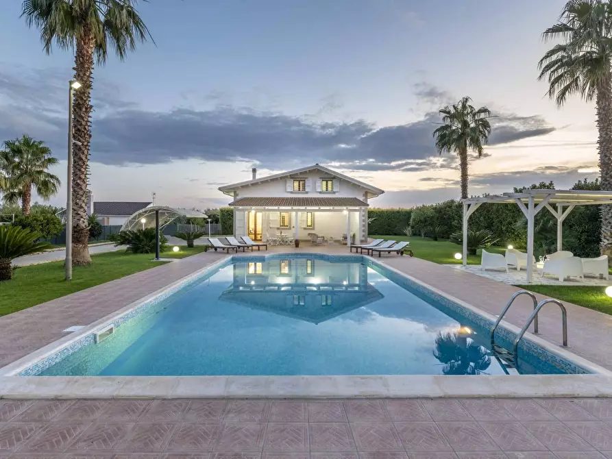 Immagine 21 di Villa in vendita  in Via Ucca Marina a Ispica