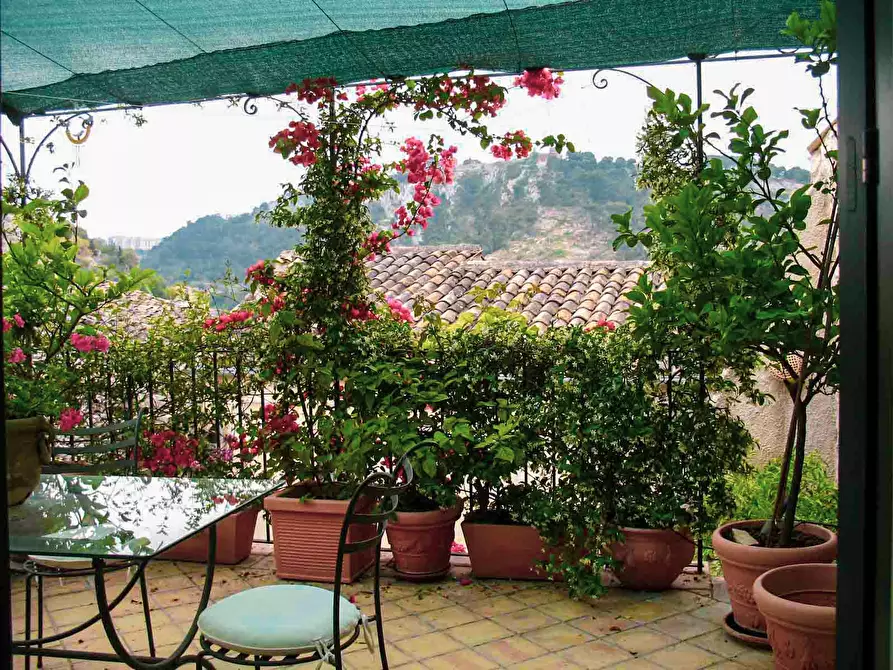 Immagine 27 di Casa indipendente in vendita  in via castelletti a Modica