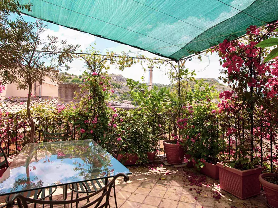 Immagine 8 di Casa indipendente in vendita  in via castelletti a Modica