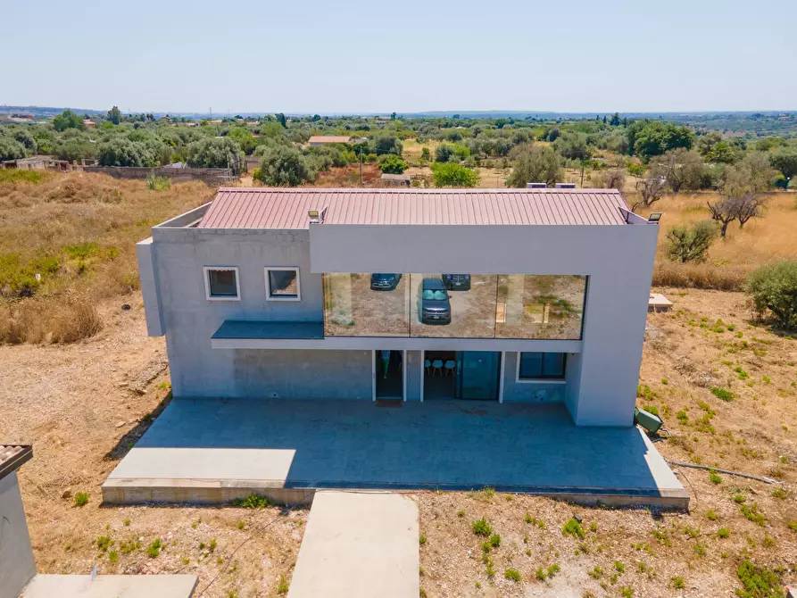 Immagine 5 di Villa in vendita  in contrada monasteri a Siracusa