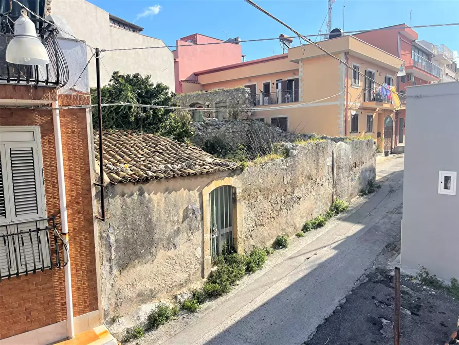 Immagine 1 di Terreno residenziale in vendita  in via fazzina a Siracusa