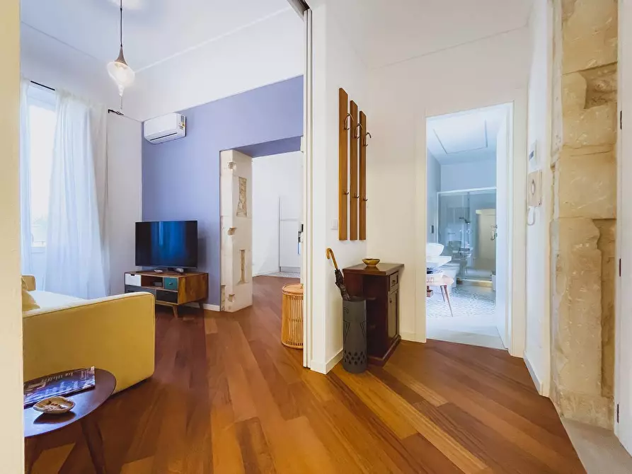 Immagine 2 di Appartamento in vendita  in via resalibera a Siracusa