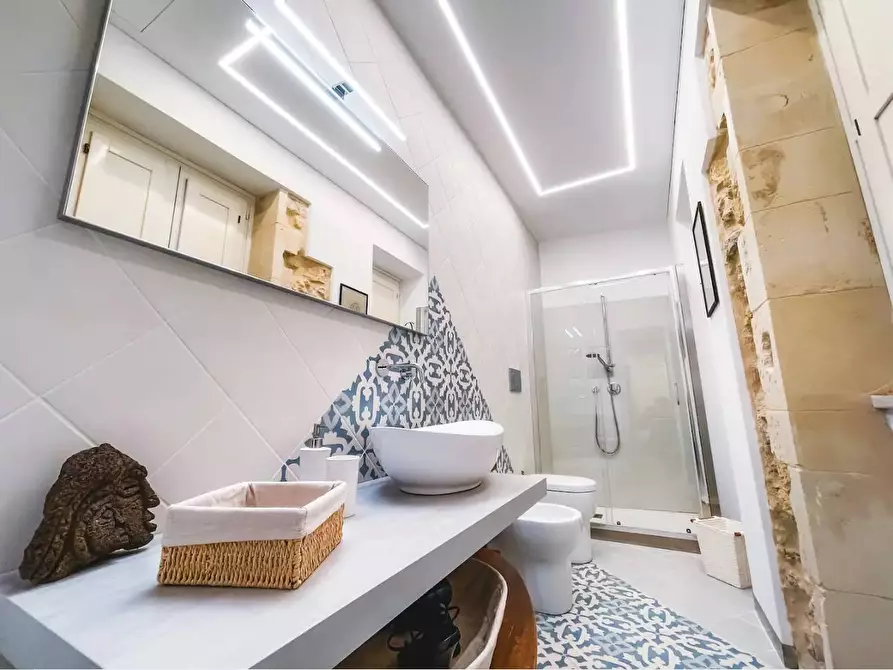 Immagine 10 di Appartamento in vendita  in via resalibera a Siracusa