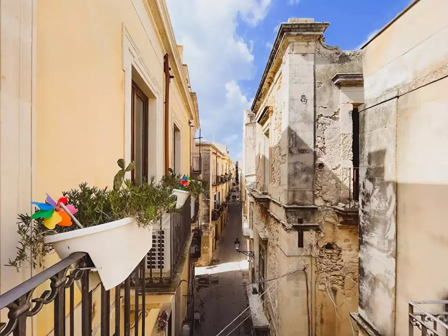 Immagine 23 di Appartamento in vendita  in via resalibera a Siracusa