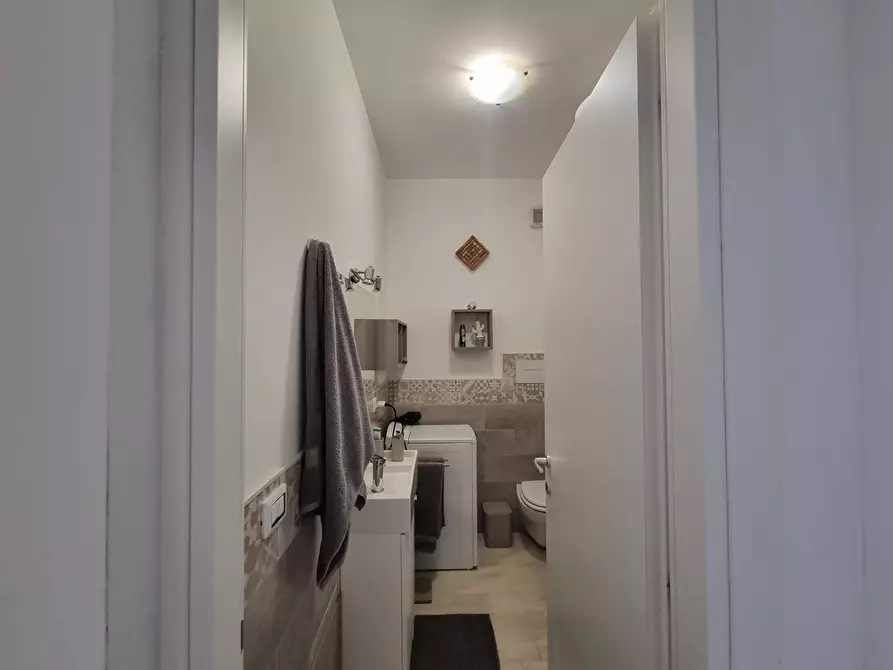 Immagine 26 di Villetta a schiera in vendita  in Via Isole Eolie a Noto