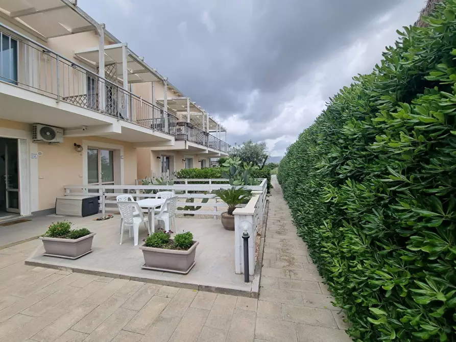 Immagine 7 di Villetta a schiera in vendita  in Via Isole Eolie a Noto