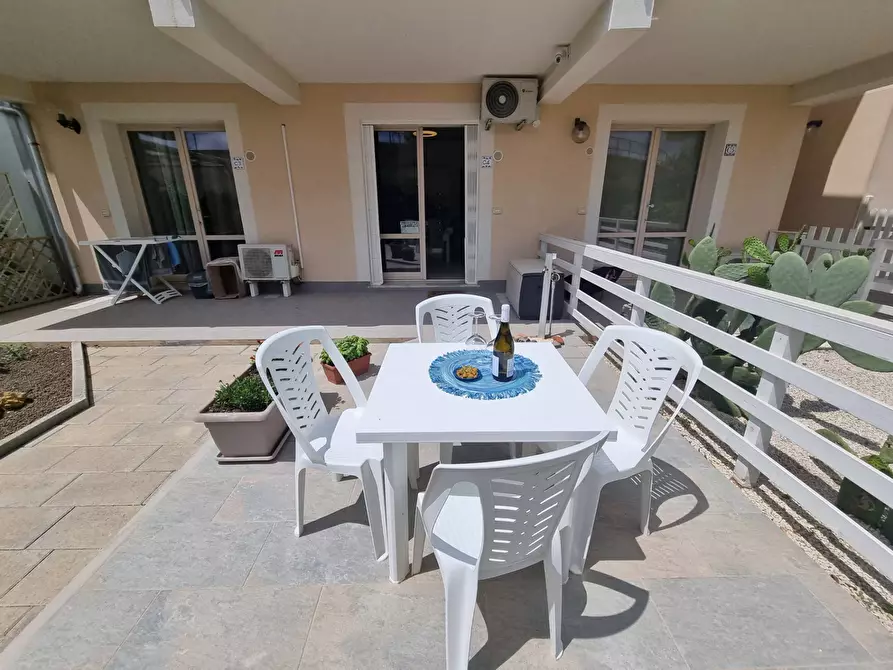 Immagine 4 di Villetta a schiera in vendita  in Via Isole Eolie a Noto