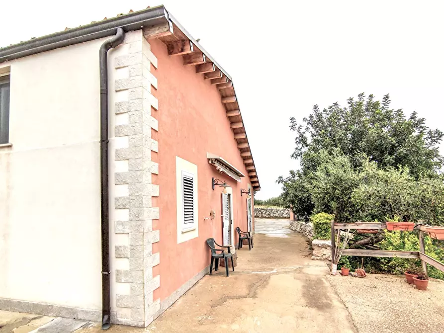 Immagine 24 di Villa in vendita  in Via villa Barco a Modica