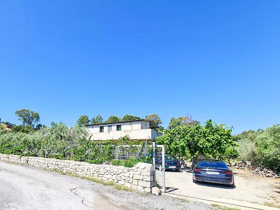 Immagine 1 di Villa in vendita  in Via Della Malva a Ispica