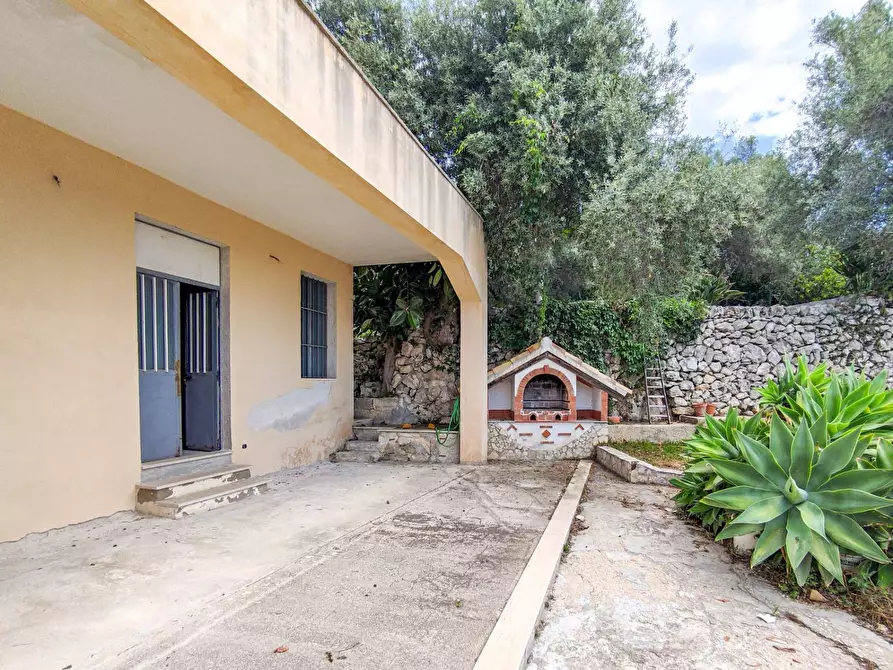 Immagine 27 di Villa in vendita  in Via Salvo D' acquisto a Siracusa