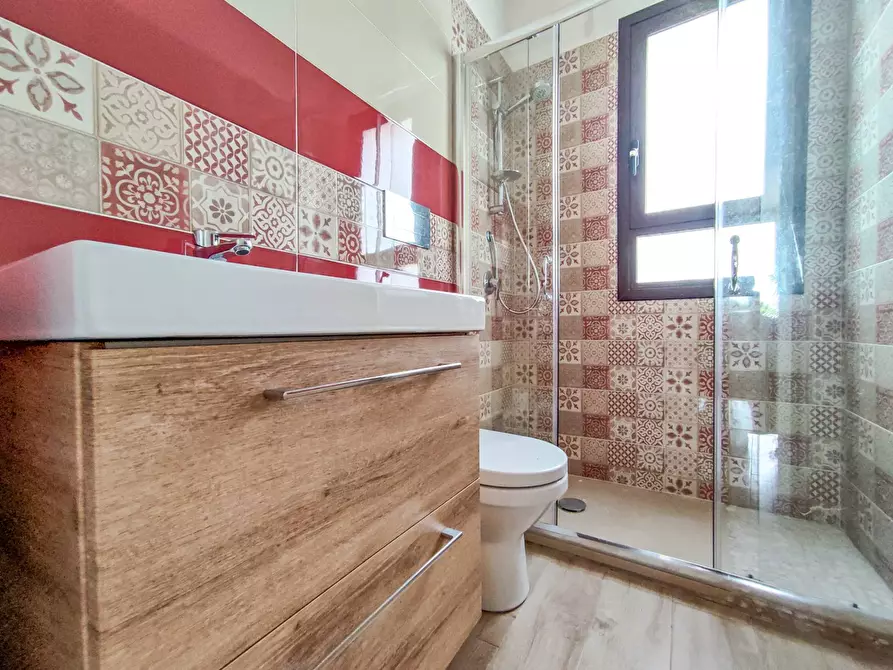 Immagine 25 di Villa in vendita  in Via Salvo D' acquisto a Siracusa