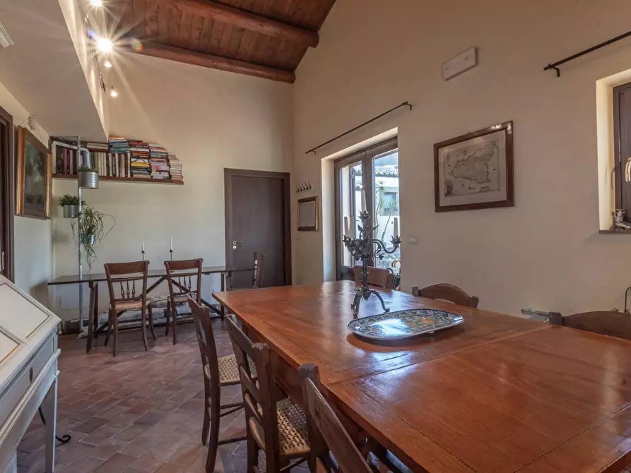 Immagine 29 di Villa in vendita  in strada provinciale 24 noto a Noto