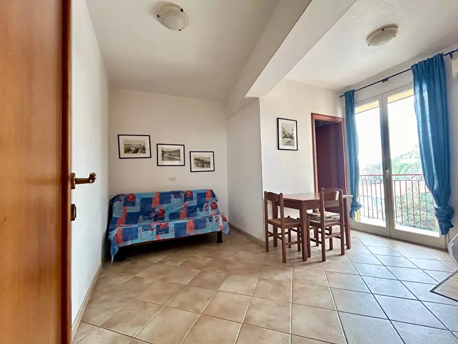 Immagine 7 di Palazzo in vendita  in via Pancrazio De Pasquale a Giardini-Naxos