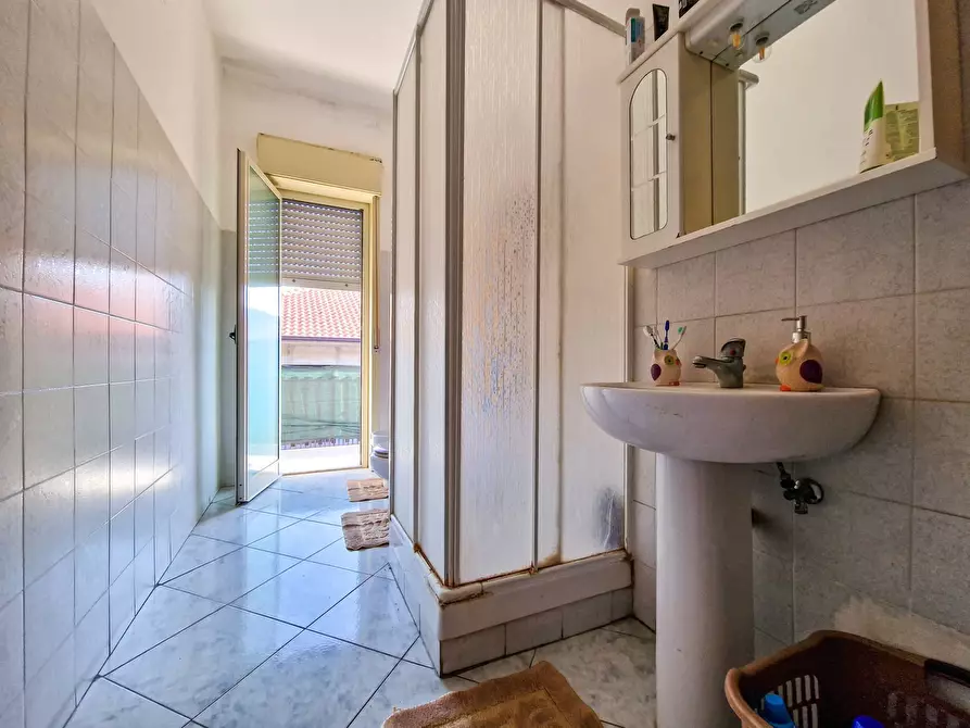 Immagine 7 di Appartamento in vendita  in Via Generale Cascino a Pedara