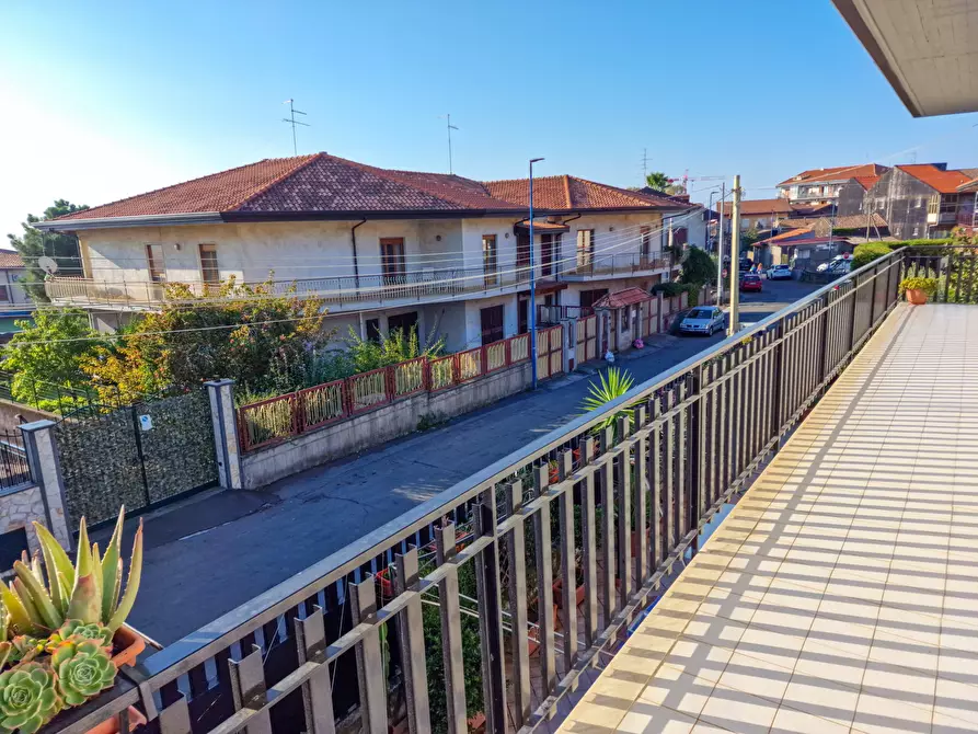 Immagine 24 di Appartamento in vendita  in Via Generale Cascino a Pedara