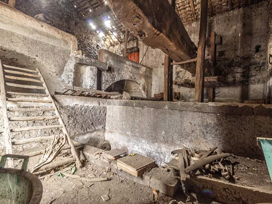 Immagine 6 di Rustico / casale in vendita  in Via Spirito Santo a Aci Sant'antonio