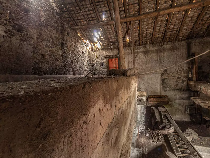 Immagine 7 di Rustico / casale in vendita  in Via Spirito Santo a Aci Sant'antonio