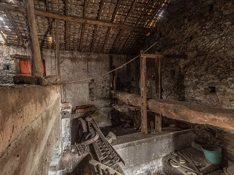 Immagine 8 di Rustico / casale in vendita  in Via Spirito Santo a Aci Sant'antonio