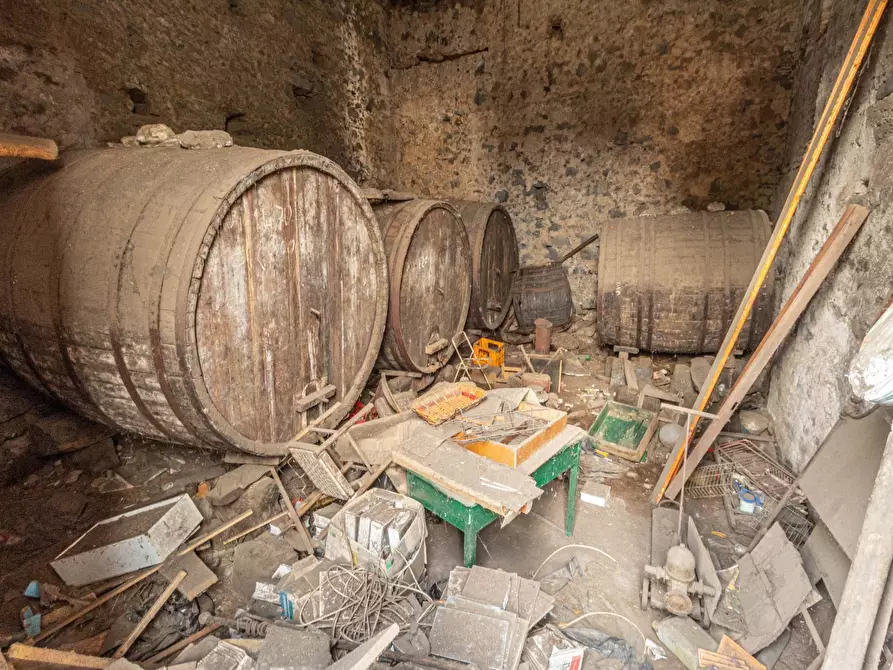 Immagine 11 di Rustico / casale in vendita  in Via Spirito Santo a Aci Sant'antonio