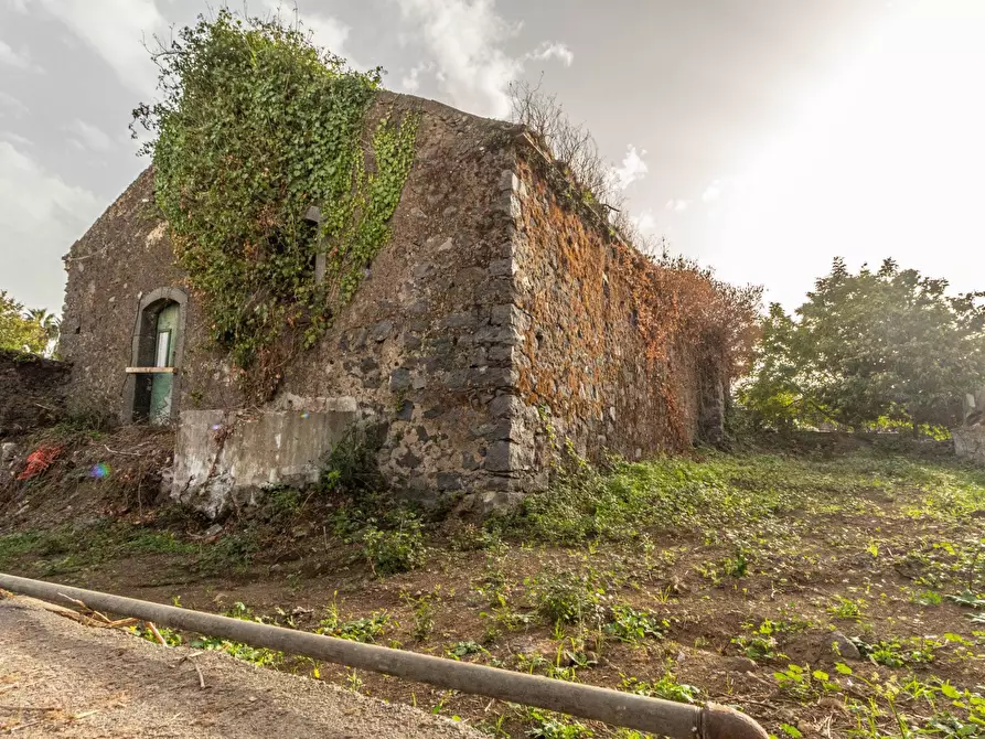 Immagine 16 di Rustico / casale in vendita  in Via Spirito Santo a Aci Sant'antonio