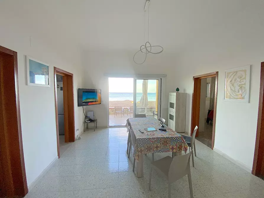 Immagine 13 di Appartamento in vendita  in viale lido a Pachino