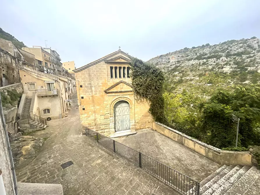 Immagine 10 di Casa indipendente in vendita  in corso mazzini a Ragusa