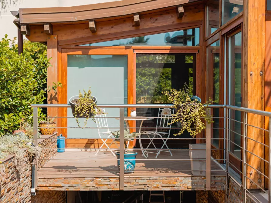 Immagine 11 di Villa in vendita  in via luigi monti a Siracusa