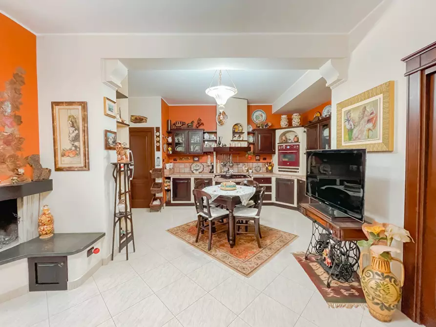 Immagine 24 di Villa in vendita  in via luigi monti a Siracusa