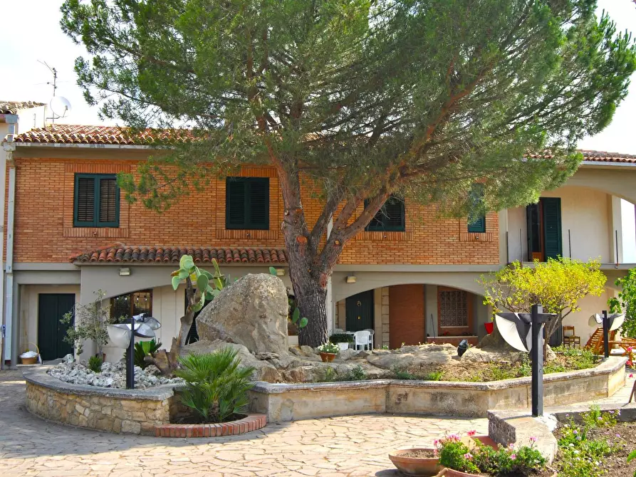 Immagine 1 di Villa in affitto  in Contrada Portelle a Gangi