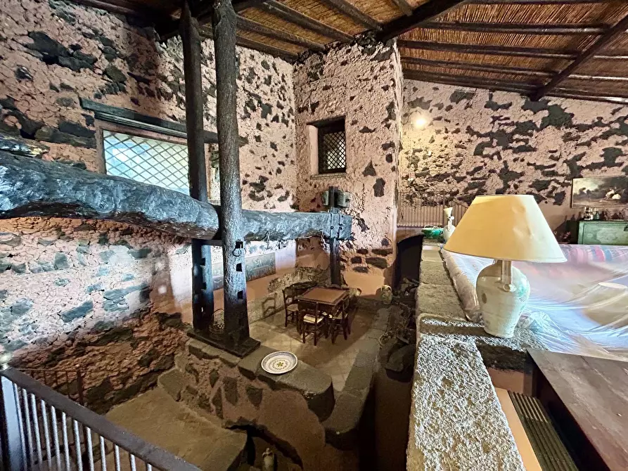 Immagine 17 di Villa in vendita  in via giuseppe garibaldi a Viagrande