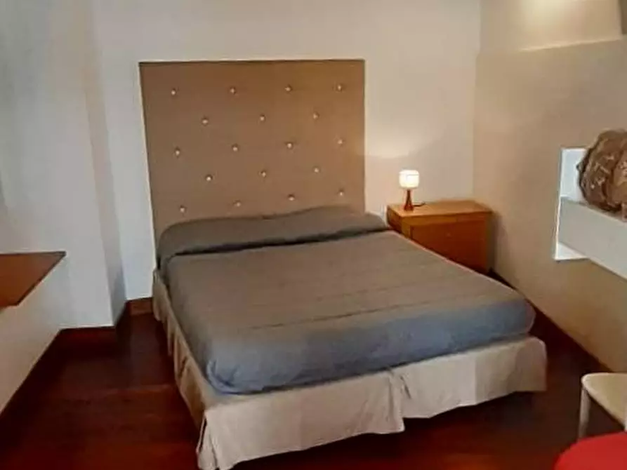 Immagine 5 di Appartamento in vendita  a Siracusa