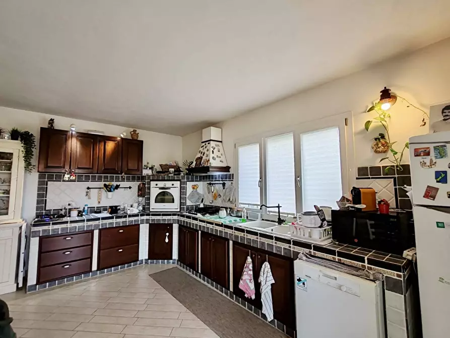 Immagine 7 di Villa in vendita  in viale pantanelli a Siracusa