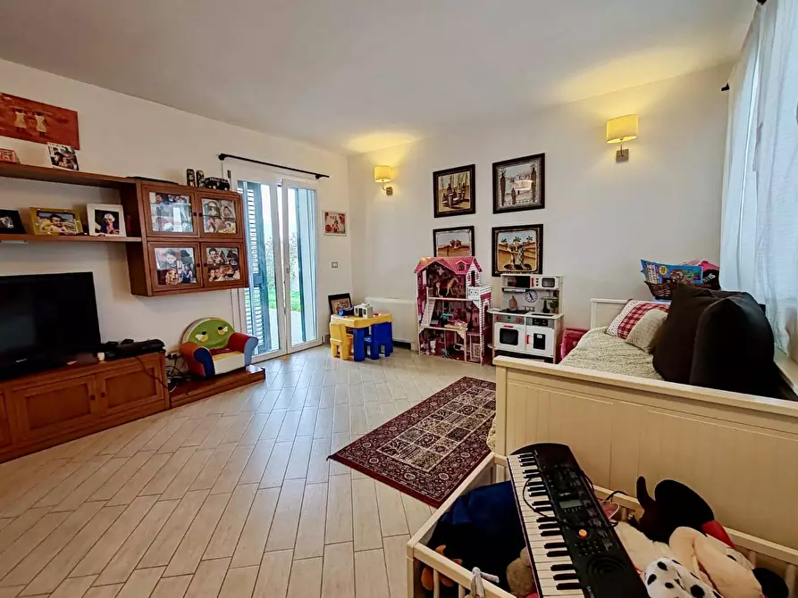 Immagine 4 di Villa in vendita  in viale pantanelli a Siracusa