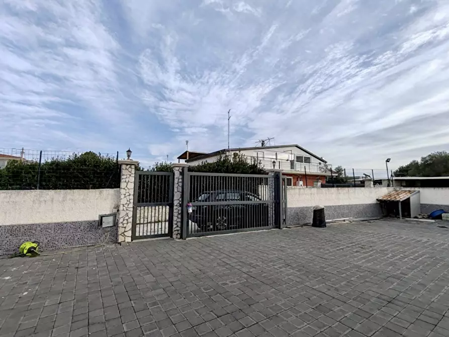 Immagine 19 di Villa in vendita  in viale pantanelli a Siracusa