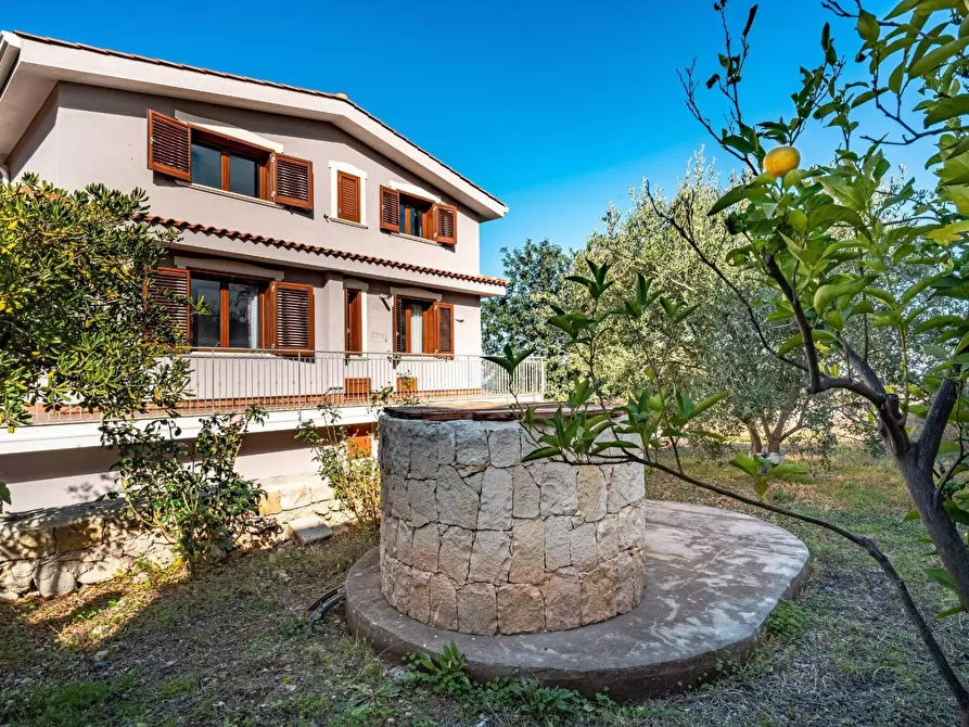 Immagine 4 di Villa in vendita  in via delle Aragoste a Augusta