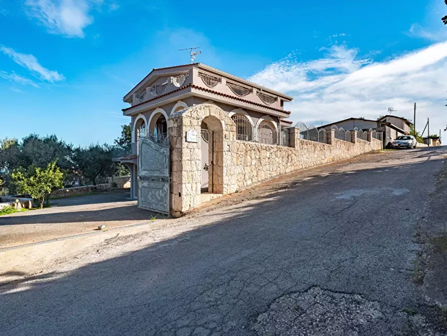 Immagine 28 di Villa in vendita  in via delle Aragoste a Augusta