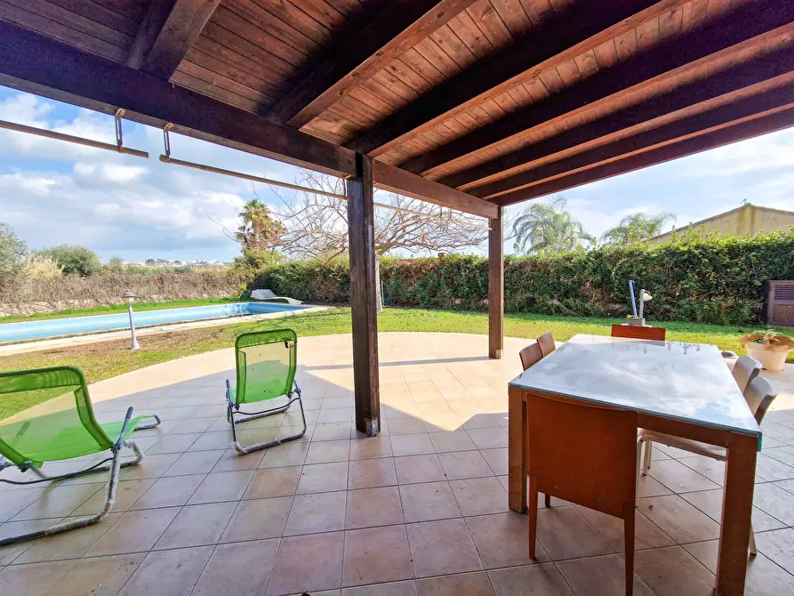 Immagine 26 di Villa in vendita  in Viale Enzo Ferrari a Scicli