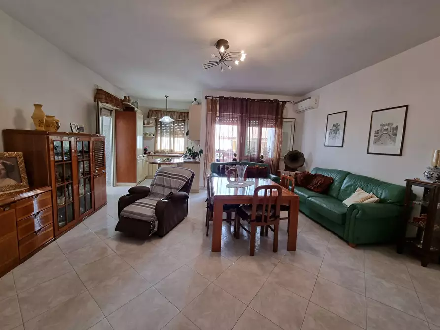 Immagine 3 di Appartamento in vendita  in via degli aceri a Siracusa
