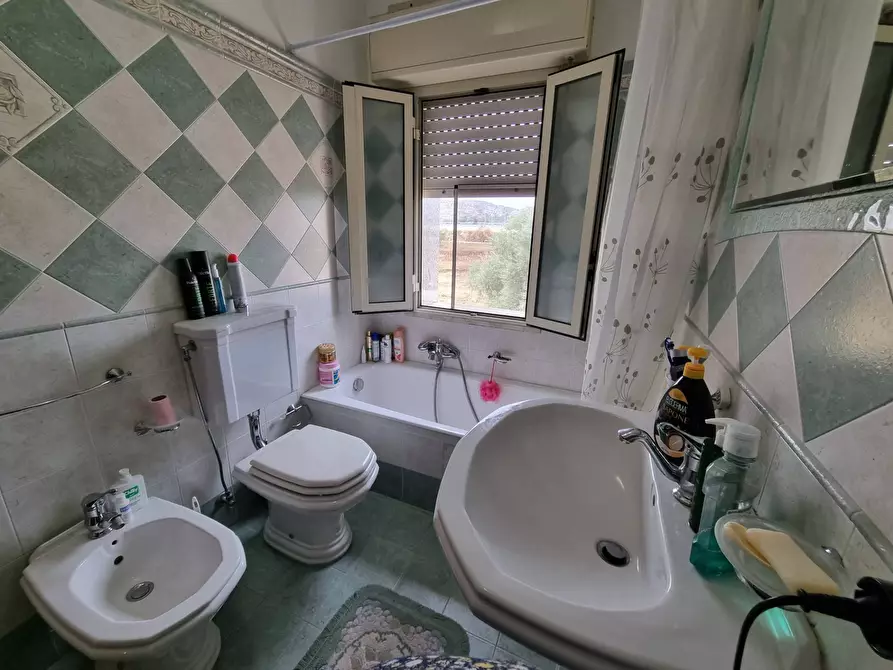 Immagine 26 di Appartamento in vendita  in via degli aceri a Siracusa