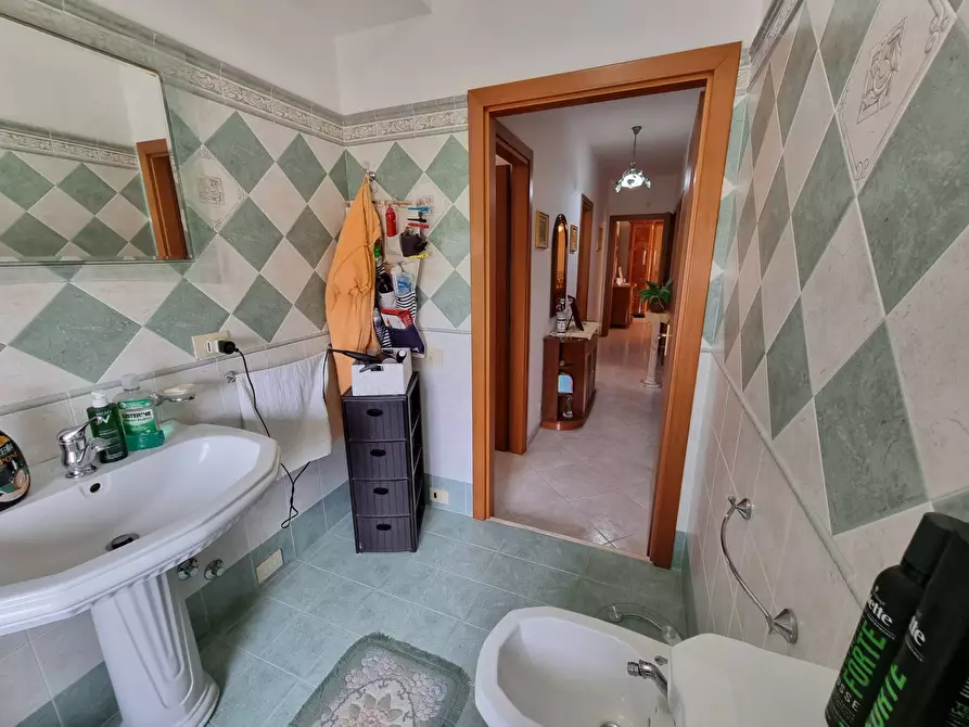 Immagine 27 di Appartamento in vendita  in via degli aceri a Siracusa